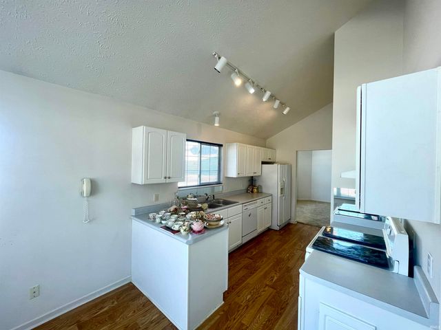 5009 W Preakness Court, Muncie, IN 47304