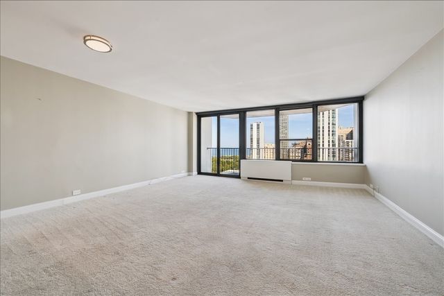 1560 N Sandburg Terrace 1808, Chicago, IL 60610
