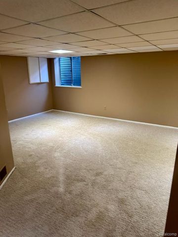 5214 Brett Court, West Bloomfield, MI 48322