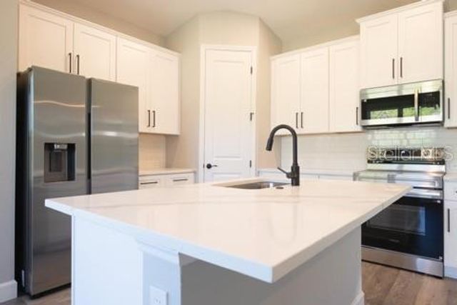 602 MARION OAKS LANE, Ocala, FL 34473