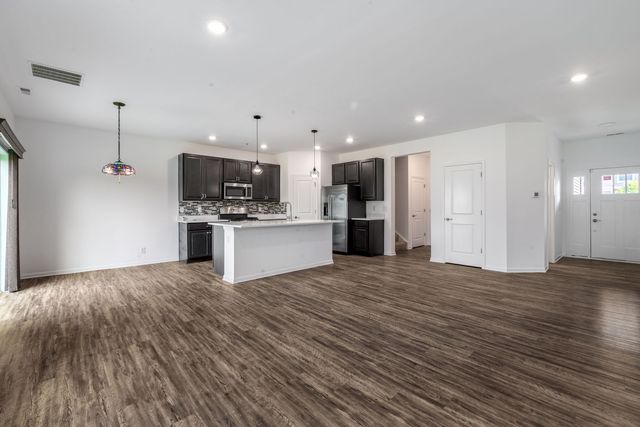 1024 Moraine Drive, South Elgin, IL 60177
