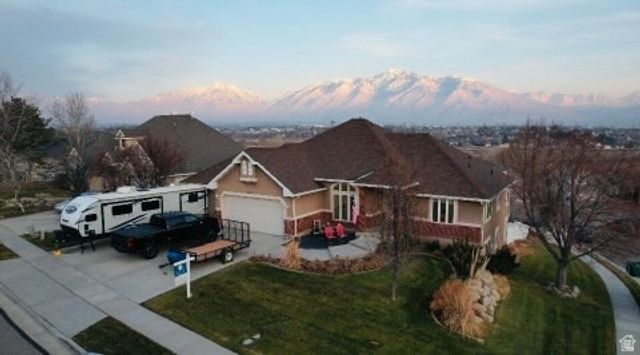 12091 S LAMPTON VIEW DR, Riverton, UT 84065