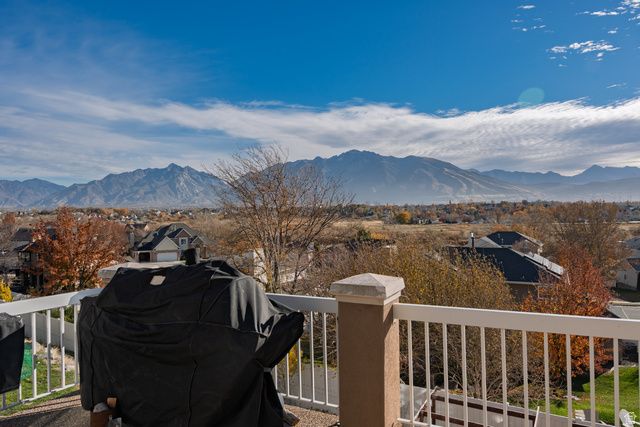 12091 S LAMPTON VIEW DR, Riverton, UT 84065