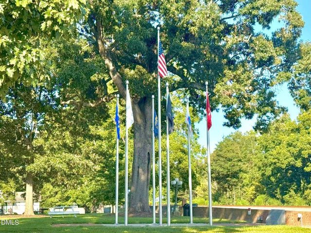 377 Pecan Valley Way, Four Oaks, NC 27524