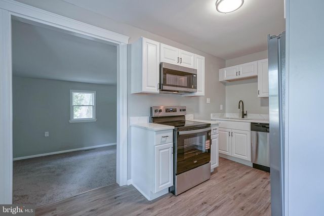 405 CUSHMAN AVE, Williamstown, NJ 08094