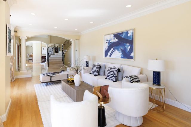 11837 Upland Way, Cupertino, CA 95014