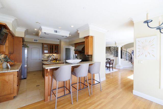 11837 Upland Way, Cupertino, CA 95014
