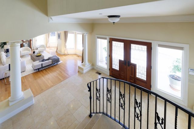 11837 Upland Way, Cupertino, CA 95014