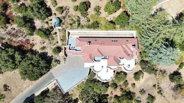 11837 Upland Way, Cupertino, CA 95014