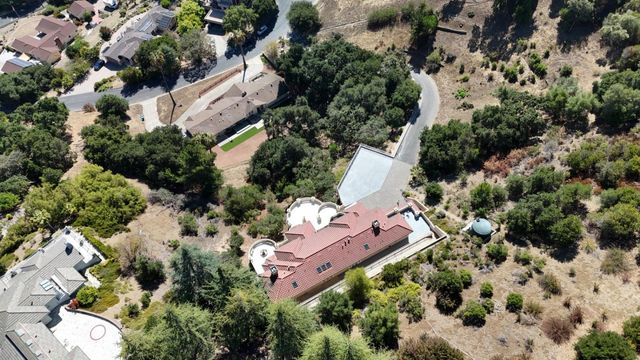 11837 Upland Way, Cupertino, CA 95014