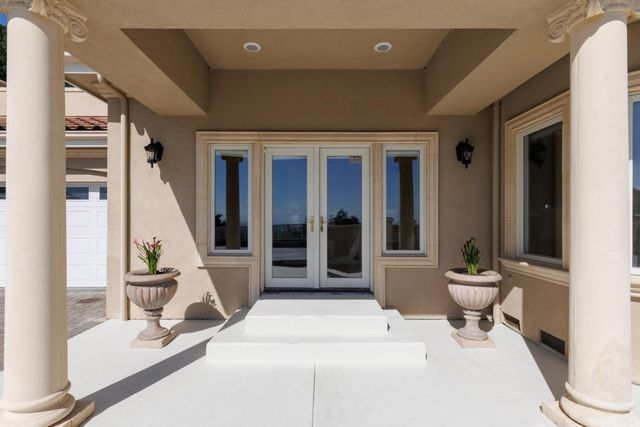 11837 Upland Way, Cupertino, CA 95014