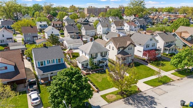 2064 Lincoln Avenue, Lakewood, OH 44107