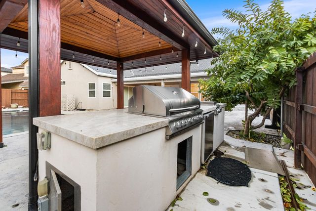 5515 Litt, Riverbank, CA 95367