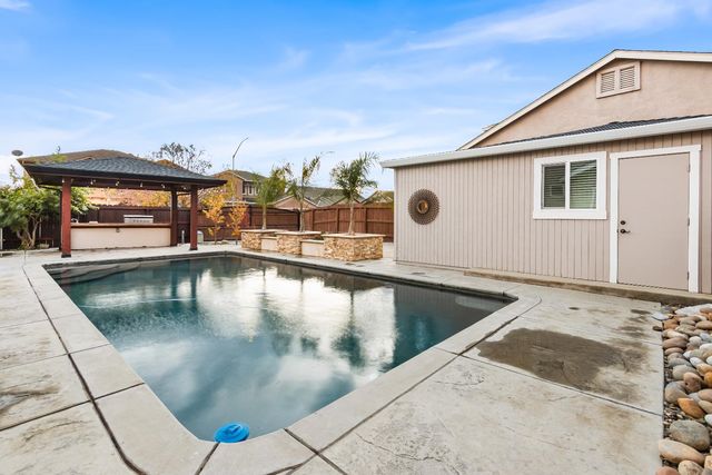 5515 Litt, Riverbank, CA 95367