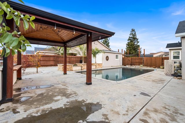5515 Litt, Riverbank, CA 95367