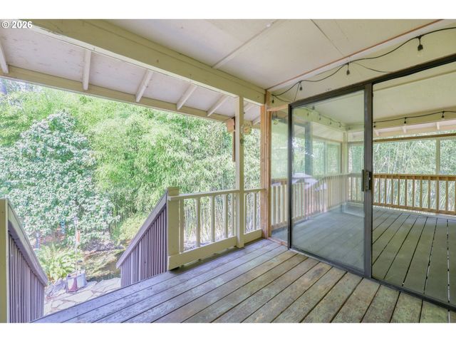 2030 Se PALOMA Dr, Gresham, OR 97080