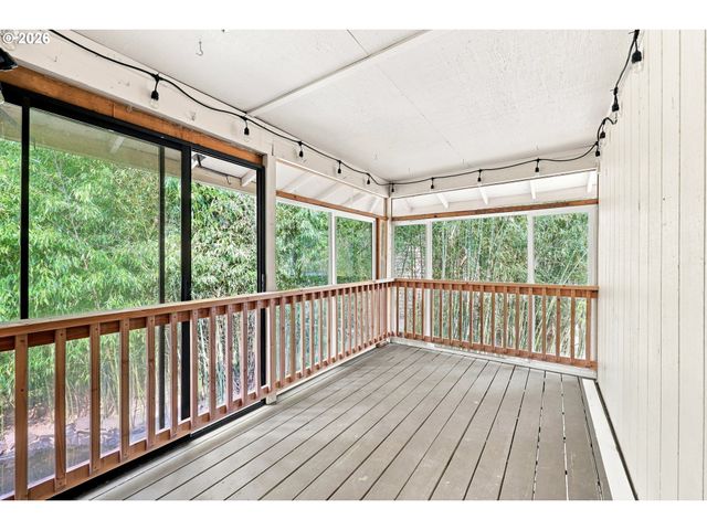 2030 Se PALOMA Dr, Gresham, OR 97080