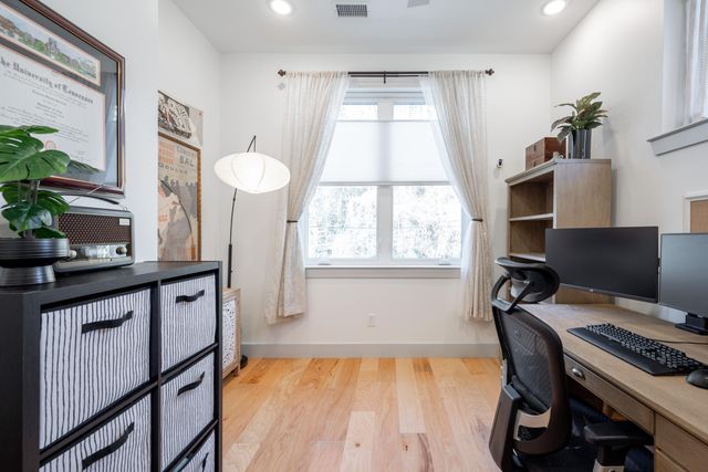 899 Cherokee Boulevard 101, Chattanooga, TN 37405