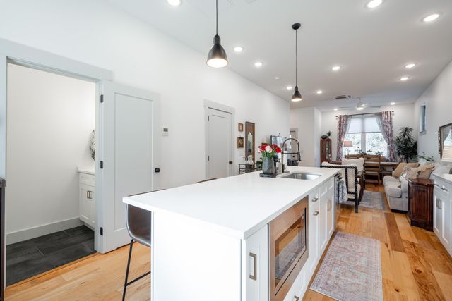 899 Cherokee Boulevard 101, Chattanooga, TN 37405