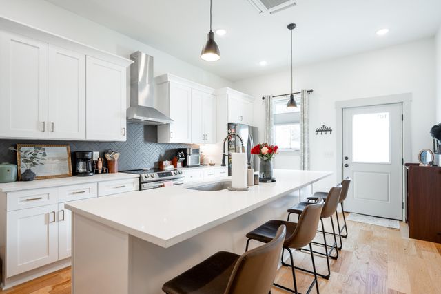 899 Cherokee Boulevard 101, Chattanooga, TN 37405