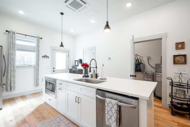 899 Cherokee Boulevard 101, Chattanooga, TN 37405