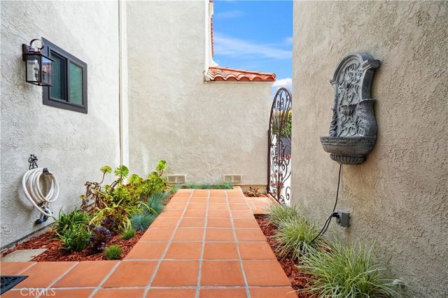 4219 Andros Circle, Huntington Beach, CA 92649