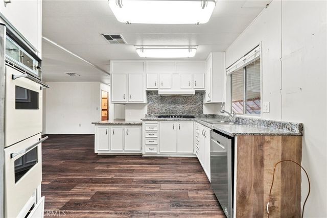 5001 W Florida 506, Hemet, CA 92545