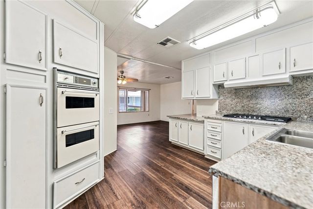 5001 W Florida 506, Hemet, CA 92545