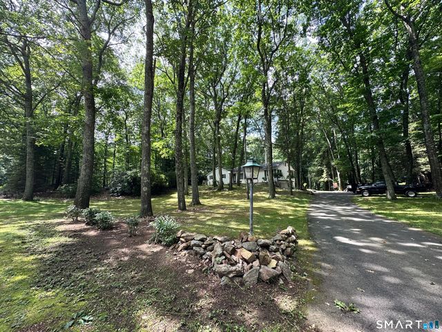 40 Stony Corners Lane, Southbury, CT 06488