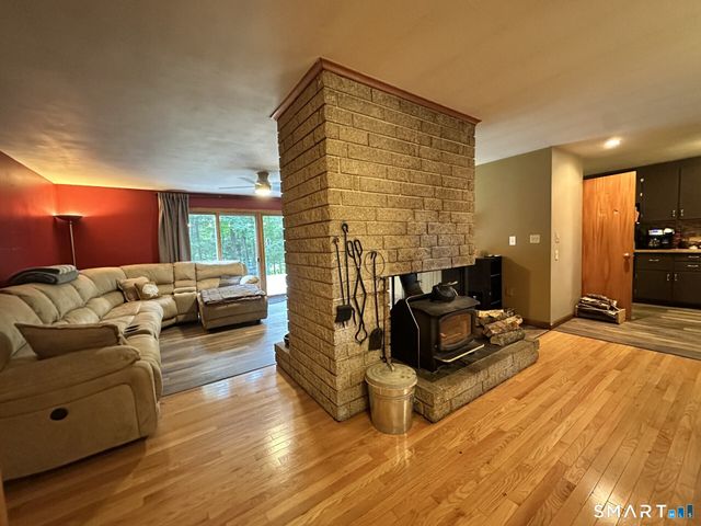 40 Stony Corners Lane, Southbury, CT 06488