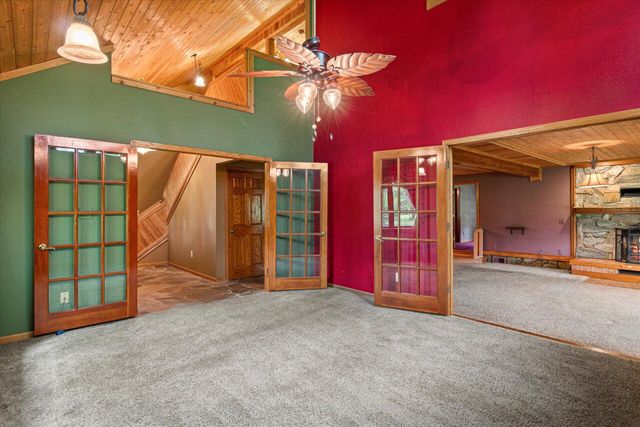 S106W17280 Muskego Dam DRIVE, Muskego, WI 53150