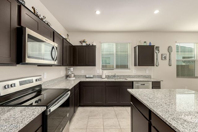 5264 E DIATOMITE Drive, San Tan Valley, AZ 85143