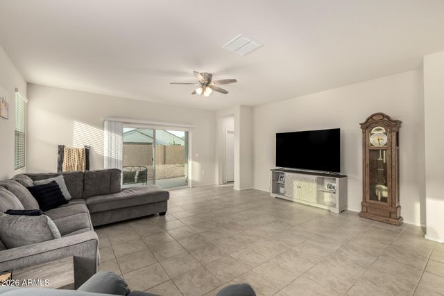 5264 E DIATOMITE Drive, San Tan Valley, AZ 85143