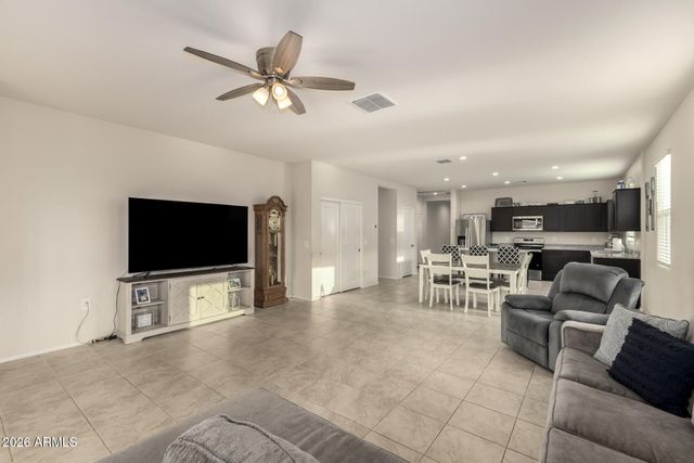 5264 E DIATOMITE Drive, San Tan Valley, AZ 85143