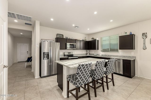 5264 E DIATOMITE Drive, San Tan Valley, AZ 85143