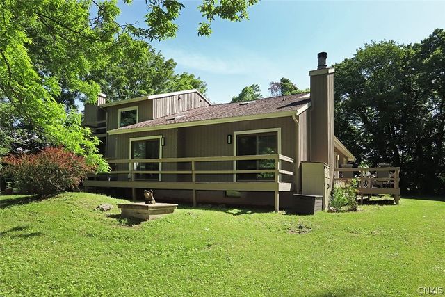 8646 Salt Springs Road, Manlius, NY 13104