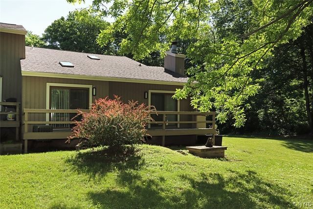 8646 Salt Springs Road, Manlius, NY 13104