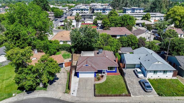 5629 49th St, Sacramento, CA 95824