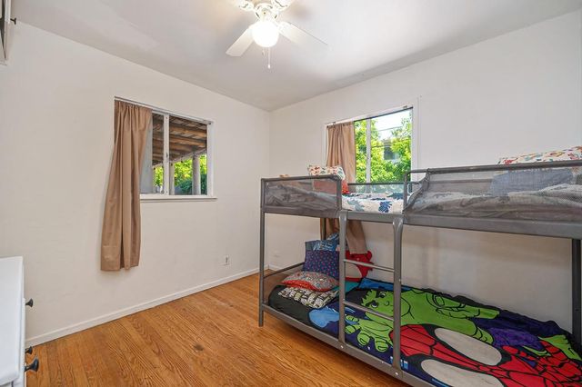 5629 49th St, Sacramento, CA 95824
