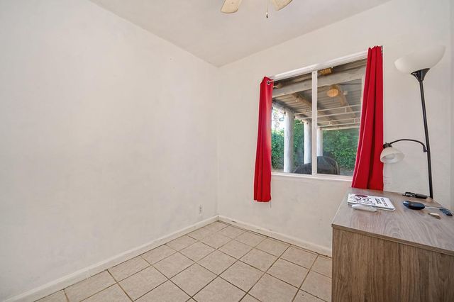 5629 49th St, Sacramento, CA 95824