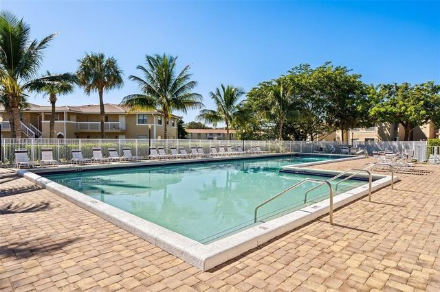 9911 Twin Lakes Drive 26-N, Coral Springs, FL 33071