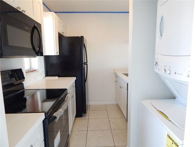 9911 Twin Lakes Drive 26-N, Coral Springs, FL 33071