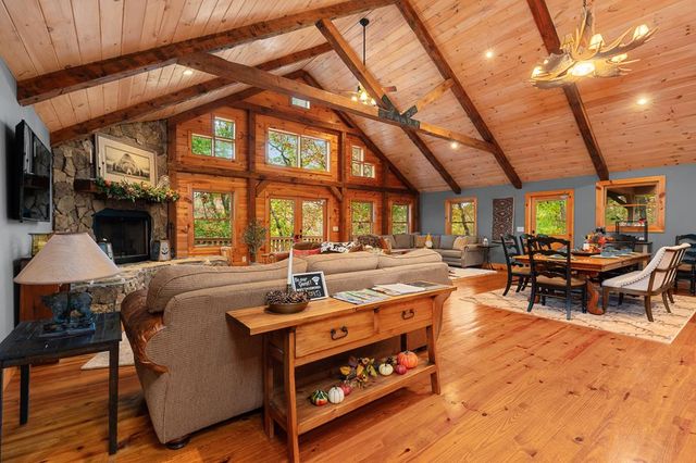 218 Mattie Mitchell Road, Morganton, GA 30560