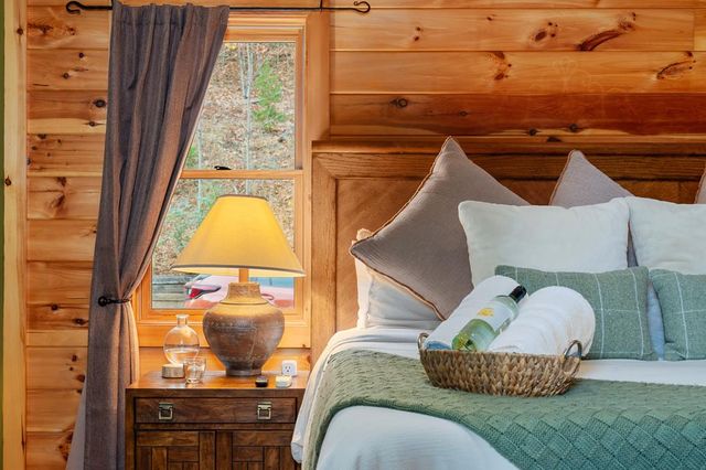 218 Mattie Mitchell Road, Morganton, GA 30560