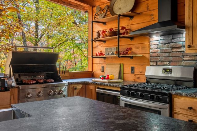 218 Mattie Mitchell Road, Morganton, GA 30560