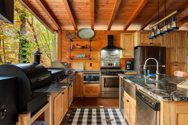 218 Mattie Mitchell Road, Morganton, GA 30560