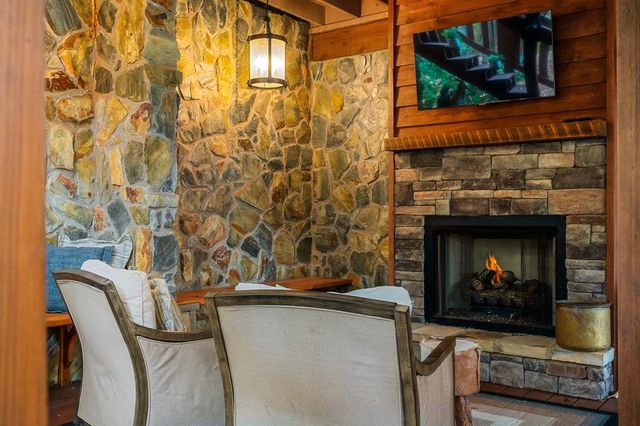 218 Mattie Mitchell Road, Morganton, GA 30560