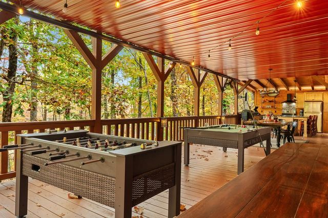 218 Mattie Mitchell Road, Morganton, GA 30560