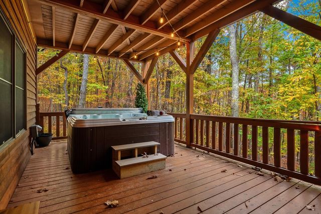 218 Mattie Mitchell Road, Morganton, GA 30560