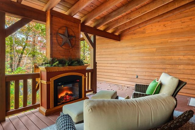 218 Mattie Mitchell Road, Morganton, GA 30560